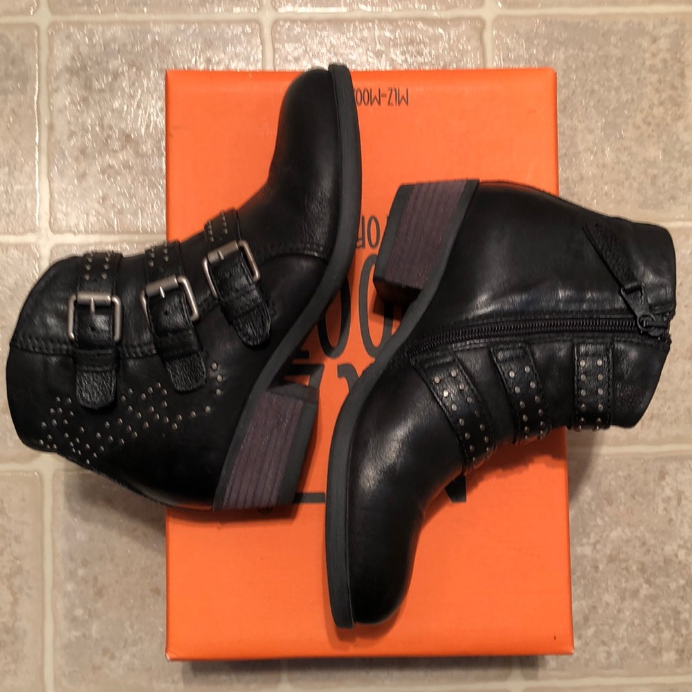 NEW Miz Mooz Barclay Black Studded Leather Bootie